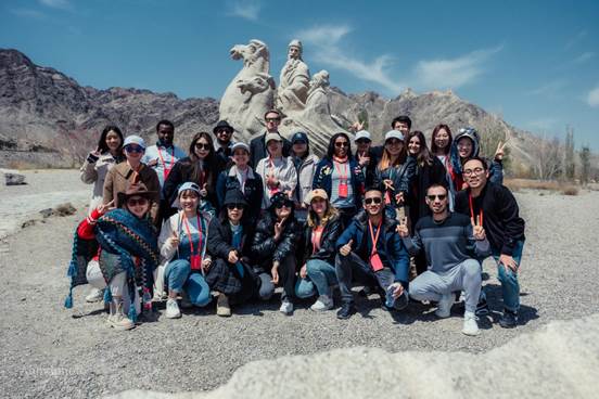 8a90c582675ab430214b6813fed3282