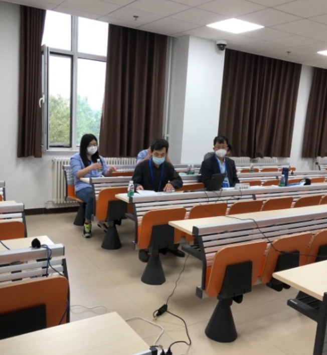 C:\Users\Yaodong\_DDNZone_\My Files\UIBE\黄色电影
工作\1. 研究生教学\a招生\2020硕士招生\照片\微信图片_20200603102112.jpg