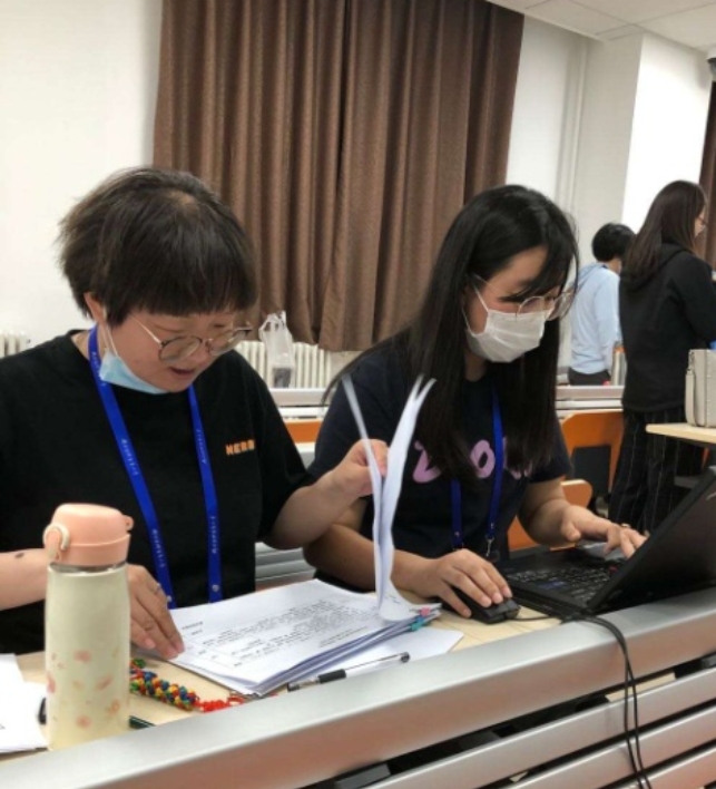 C:\Users\Yaodong\_DDNZone_\My Files\UIBE\黄色电影
工作\1. 研究生教学\a招生\2020硕士招生\照片\微信图片_20200603102241.jpg